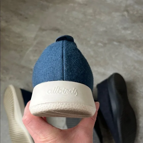 Allbirds Wool Runners - Navy and Charcoal - Picture 9 of 10